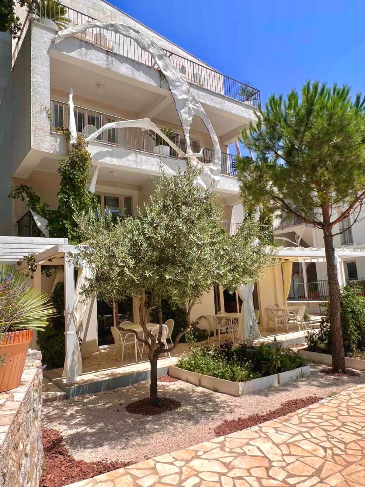 Most Oliva Resort Budva Eksteriør billede